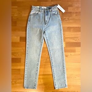 Rolla’s Dusters High Rise Slim Jean in Old Stone